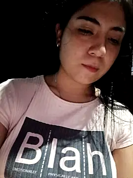 Snapshot of Ailen-cute chatting on 02/03/26, 06:22 Ailen-cute online show from 02/03/26, 06:22