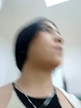 Snapshot of Ailen-cute chatting on 02/05/26, 11:09 Ailen-cute online show from 02/05/26, 11:09