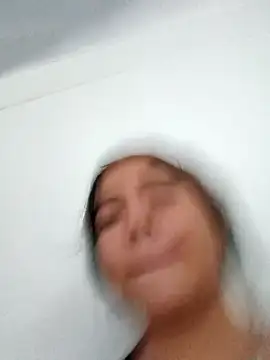 Snapshot of Ailen-cute chatting on 02/20/26, 06:52 Ailen-cute online show from 02/20/26, 06:52