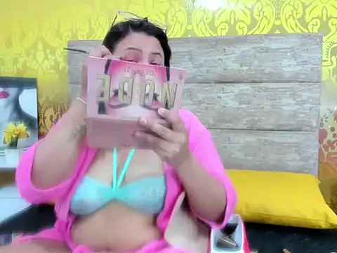 elianacollins23 online show from 02/20/26, 02:52