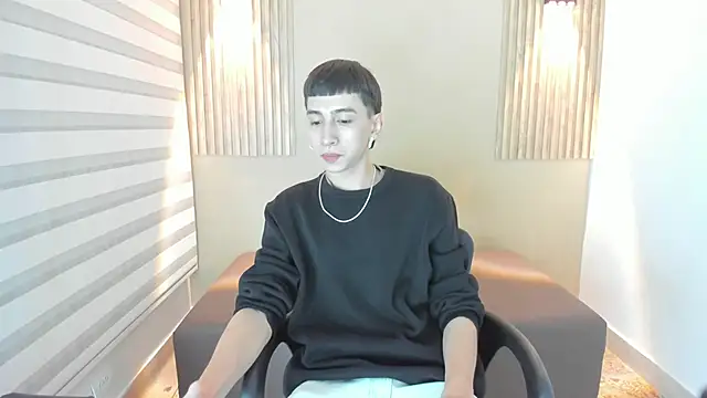 lian cameron online show from 02/11/26, 03:44