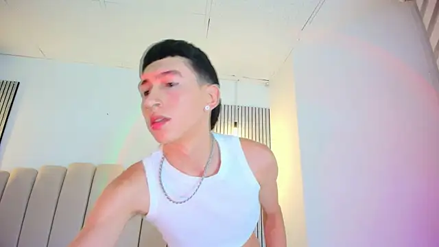 lian cameron online show from 05/23/26, 04:29