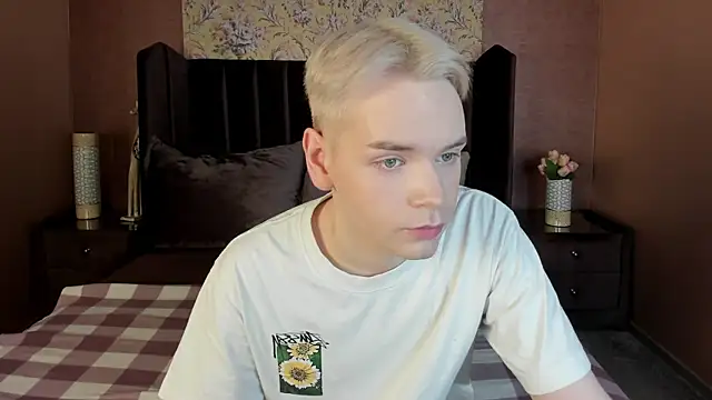 Snapshot of Je_Salvatore chatting on 02/28/26, 07:09 Je Salvatore online show from 02/28/26, 07:09