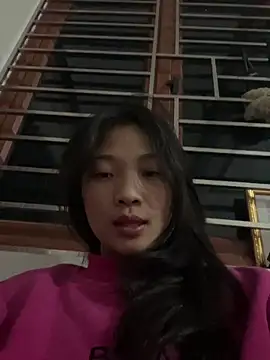 Snapshot of Lyn-be99 chatting on 02/08/26, 01:58 Lyn-be99 online show from 02/08/26, 01:58