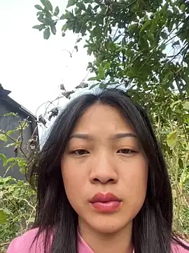 Snapshot of Lyn-be99 chatting on 02/28/26, 07:20 Lyn-be99 online show from 02/28/26, 07:20