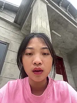 Snapshot of Lyn-be99 chatting on 03/04/26, 09:59 Lyn-be99 online show from 03/04/26, 09:59