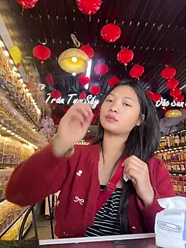 Lyn-be99 online show from 03/10/26, 05:45