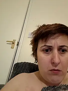 Snapshot of Tiara_XOX chatting on 02/24/26, 05:16 Tiara XOX online show from 02/24/26, 05:16