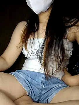 linhtay  online show from 07/02/26, 03:51