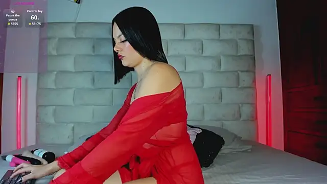 HollyGrey  online show from 04/03/26, 11:41