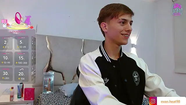 EVAN TAY online show from 03/31/26, 03:19