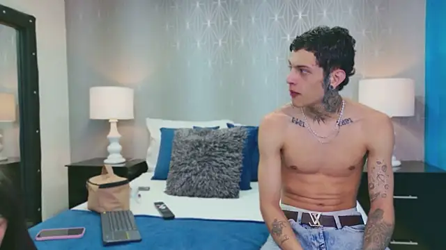 MadyAndEthan online show from 04/08/26, 12:49