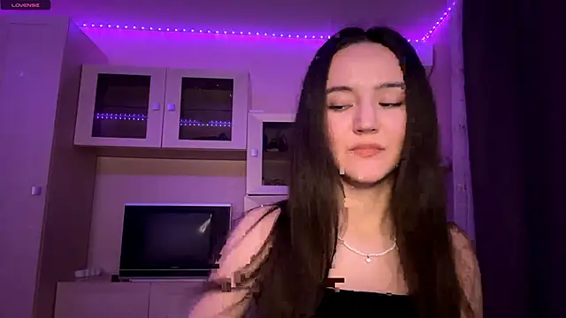 Snapshot of Kiaicatie chatting on 04/22/26, 05:14 Kiaicatie online show from 04/22/26, 05:14