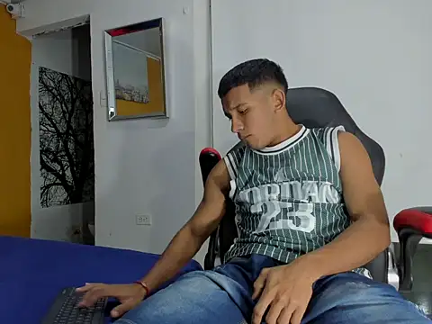 Snapshot of ricky_spensar23cm_ chatting on 02/28/26, 02:12 ricky spensar23cm online show from 02/28/26, 02:12