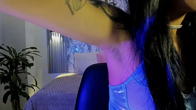 ChloeeMasonn online show from 04/18/26, 11:03