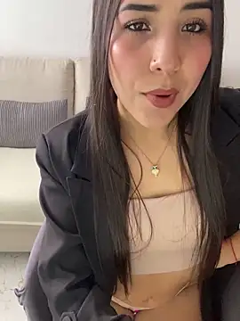 Snapshot of Mayka_sex chatting on 03/03/26, 04:57 Mayka sex online show from 03/03/26, 04:57