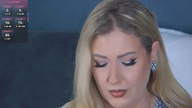 Snapshot of OndinaNoire chatting on 02/12/26, 09:21 OndinaNoire online show from 02/12/26, 09:21