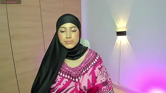 LAY LA  online show from 03/10/26, 08:58