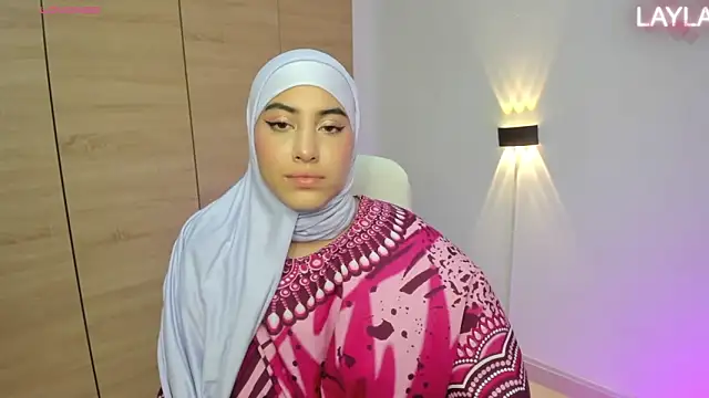 LAY LA  online show from 04/21/26, 10:12