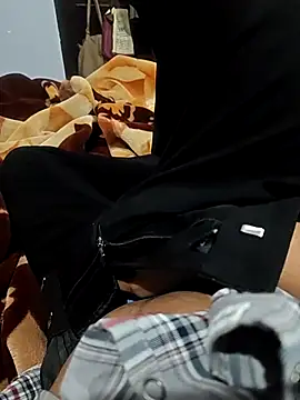 Snapshot of HORNY_DirtyMind chatting on 03/02/26, 06:04 HORNY DirtyMind online show from 03/02/26, 06:04