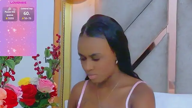 Snapshot of Sally-Noa chatting on 02/05/26, 01:16 Sally-Noa online show from 02/05/26, 01:16