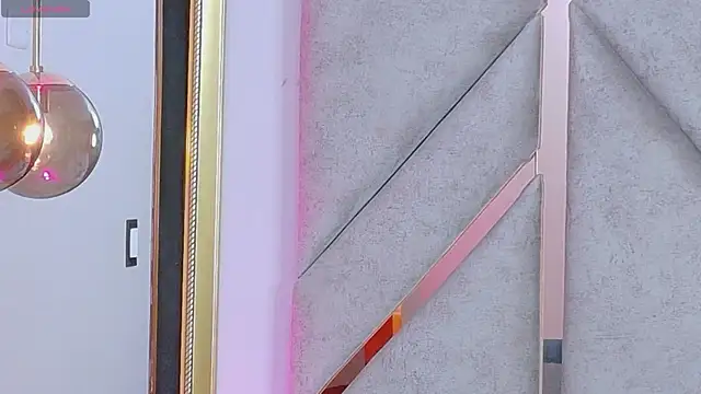 Snapshot of Sally-Noa chatting on 02/18/26, 01:40 Sally-Noa online show from 02/18/26, 01:40