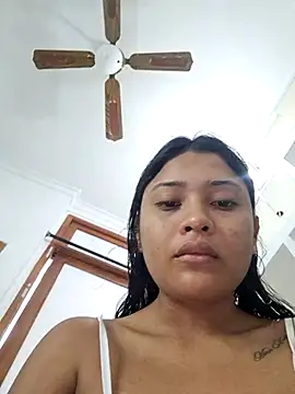 Layla em online show from 02/26/26, 12:26