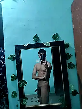 Snapshot of Ujwal-98 chatting on 03/04/26, 08:04 Ujwal-98 online show from 03/04/26, 08:04