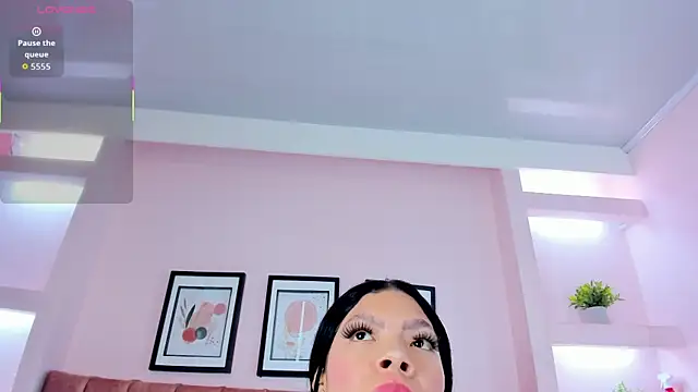 Snapshot of Sophia_Salem chatting on 02/26/26, 07:13 Sophia Salem online show from 02/26/26, 07:13