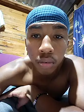 Snapshot of Peterveero12 chatting on 02/11/26, 07:19 Peterveero12 online show from 02/11/26, 07:19