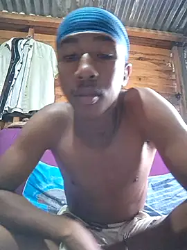 Snapshot of Peterveero12 chatting on 02/13/26, 04:25 Peterveero12 online show from 02/13/26, 04:25