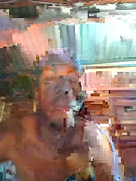 Snapshot of Peterveero12 chatting on 02/23/26, 04:04 Peterveero12 online show from 02/23/26, 04:04