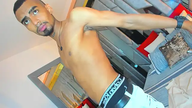 Snapshot of Rpoolrboy chatting on 02/08/26, 01:03 Rpoolrboy online show from 02/08/26, 01:03