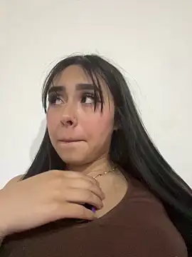 Snapshot of scarlett_pinkk1 chatting on 02/18/26, 04:08 scarlett pinkk1 online show from 02/18/26, 04:08