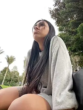 scarlett pinkk1 online show from 04/11/26, 10:14