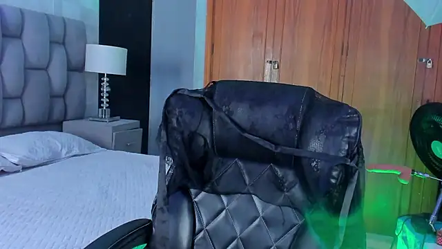 SweetDevil 7 online show from 02/02/26, 08:51