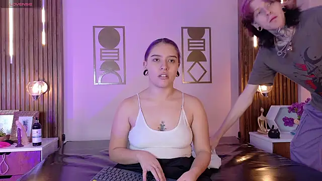 Snapshot of Hanna-Winchester chatting on 02/21/26, 03:40 Hanna-Winchester online show from 02/21/26, 03:40