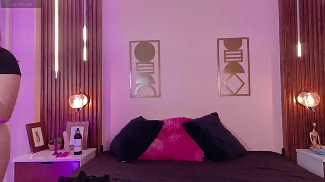 Hanna-Winchester online show from 04/17/26, 08:12