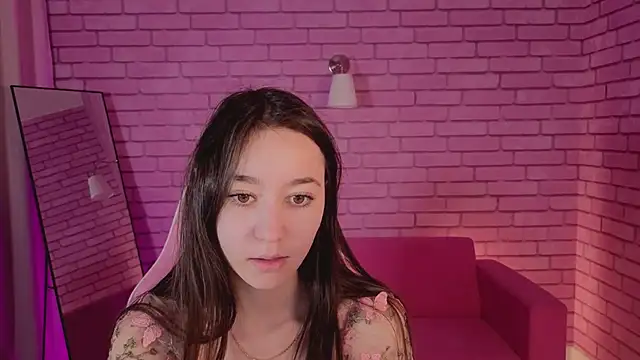 Snapshot of Nicole_Brownie chatting on 02/21/26, 03:40 Nicole Brownie online show from 02/21/26, 03:40