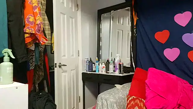 Snapshot of starandsky chatting on 02/13/26, 09:44 starandsky online show from 02/13/26, 09:44