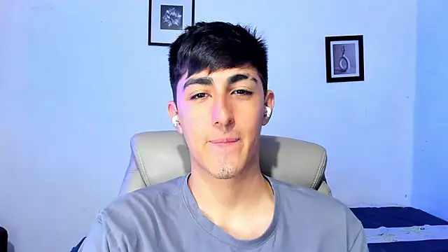 Snapshot of babyted272 chatting on 02/05/26, 06:51 babyted272 online show from 02/05/26, 06:51