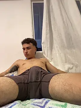 Snapshot of vanilla_Kush chatting on 02/13/26, 05:36 vanilla Kush online show from 02/13/26, 05:36