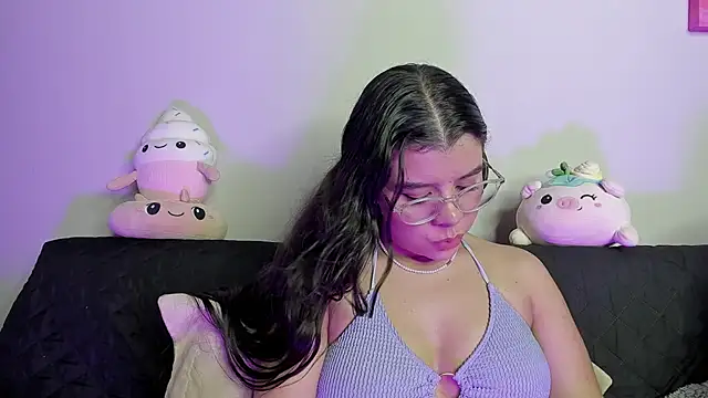 ViolettM online show from 04/06/26, 10:33