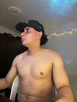 Maximuz1920 online show from 04/18/26, 07:07