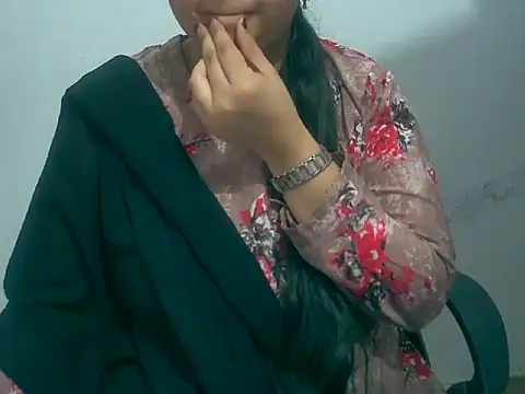 Cute Aliyaa online show from 03/08/26, 10:08