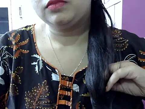 Cute Aliyaa online show from 04/08/26, 08:25