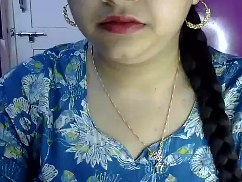 Snapshot of Cute_Aliyaa chatting on 06/22/26, 01:08 Cute Aliyaa online show from 06/22/26, 01:08