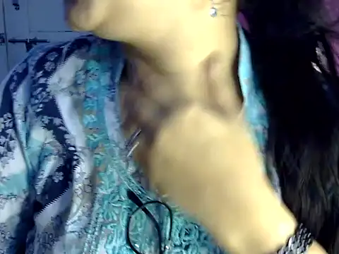 Snapshot of Cute_Aliyaa chatting on 07/22/26, 12:30 Cute Aliyaa online show from 07/22/26, 12:30