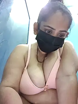 diyam4002 online show from 03/04/26, 05:41