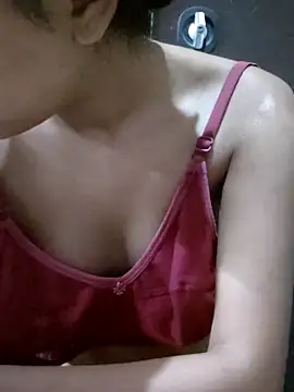 twinkle20 online show from 02/22/26, 03:43